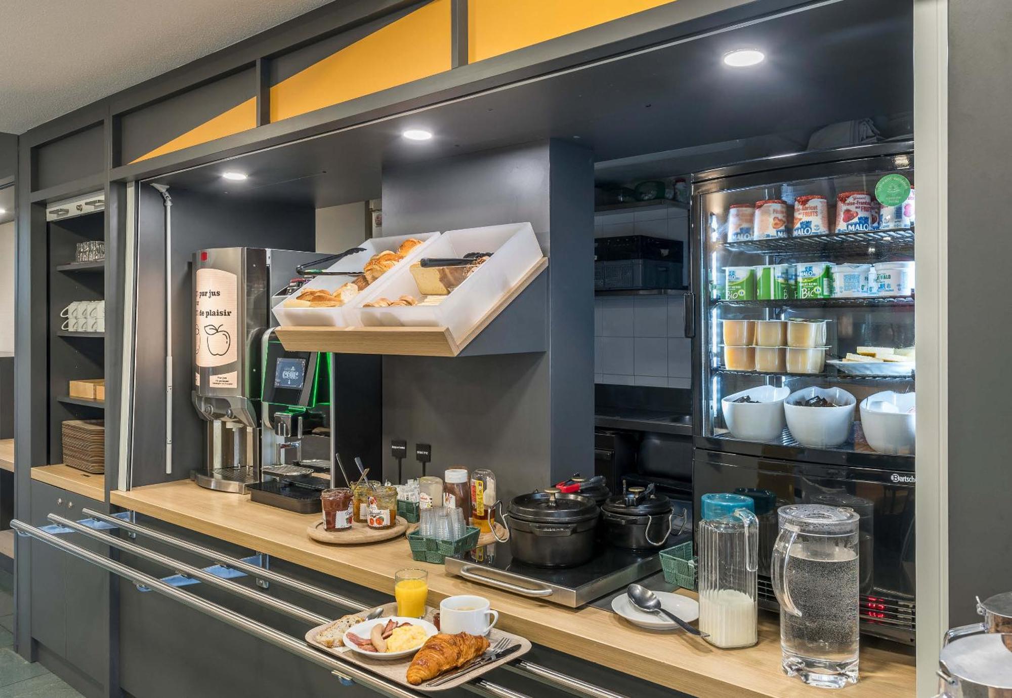 B&B Hotel Laval Change Dış mekan fotoğraf