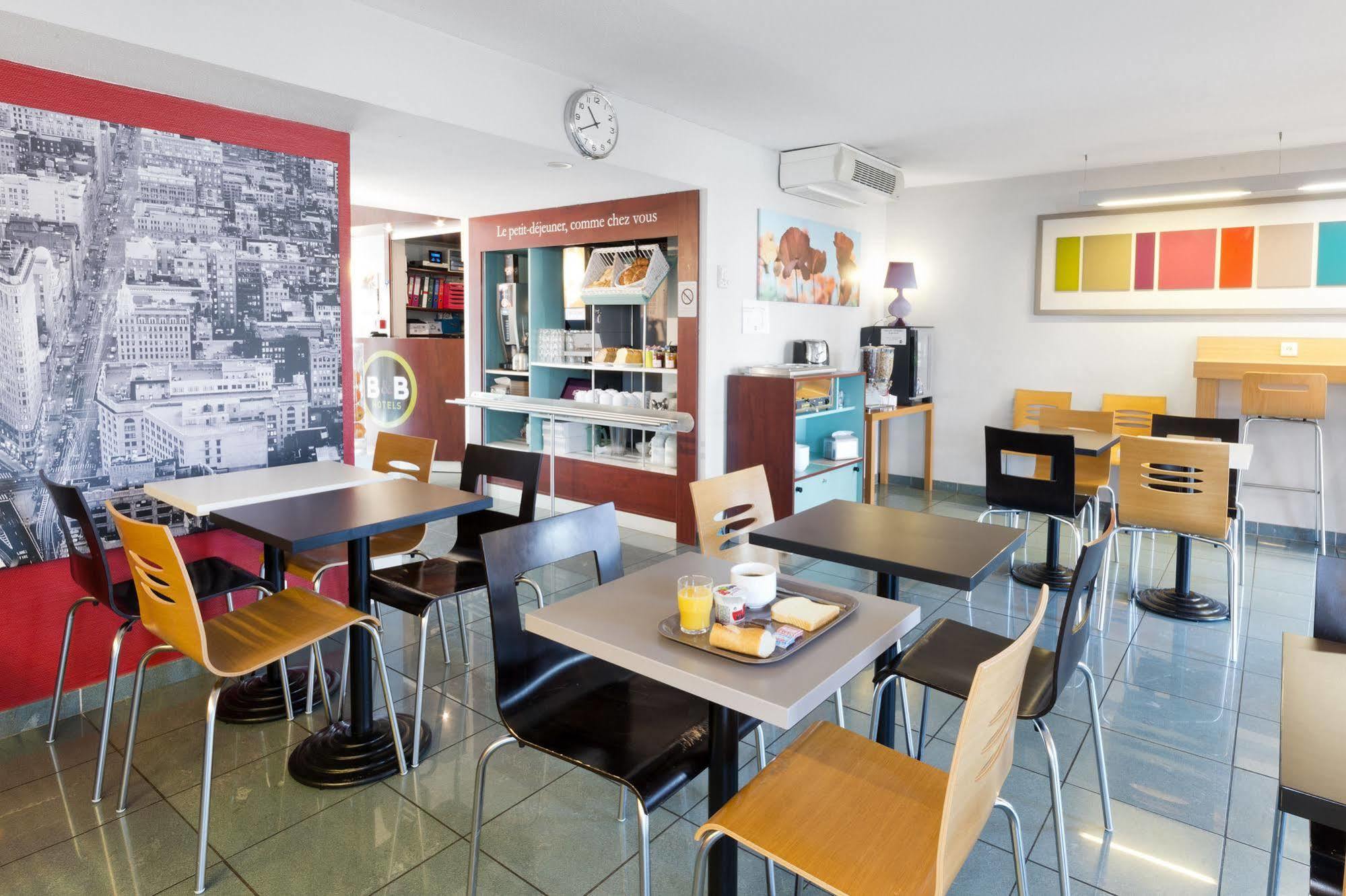 B&B Hotel Laval Change Dış mekan fotoğraf